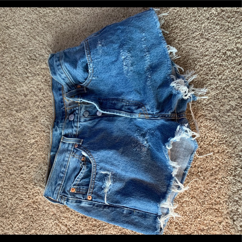 High waisted Levi’s Jean shorts
